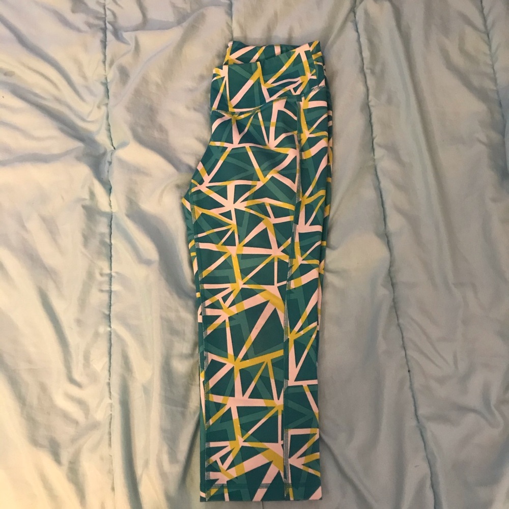 Old navy colorful Capri pants